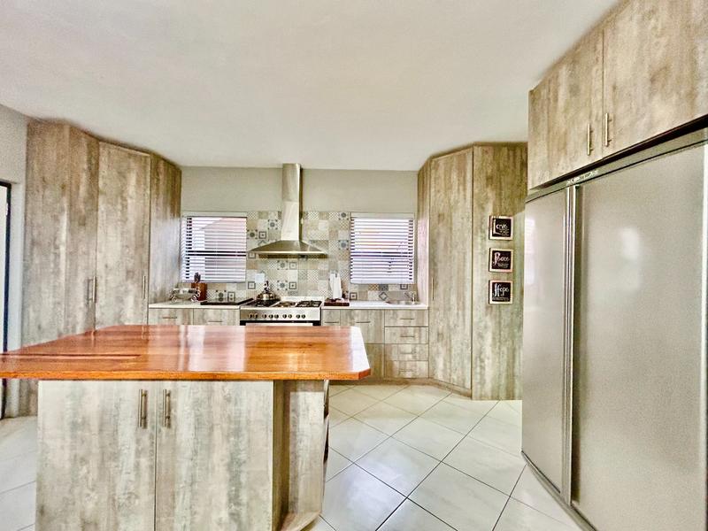 7 Bedroom Property for Sale in Melodie North West